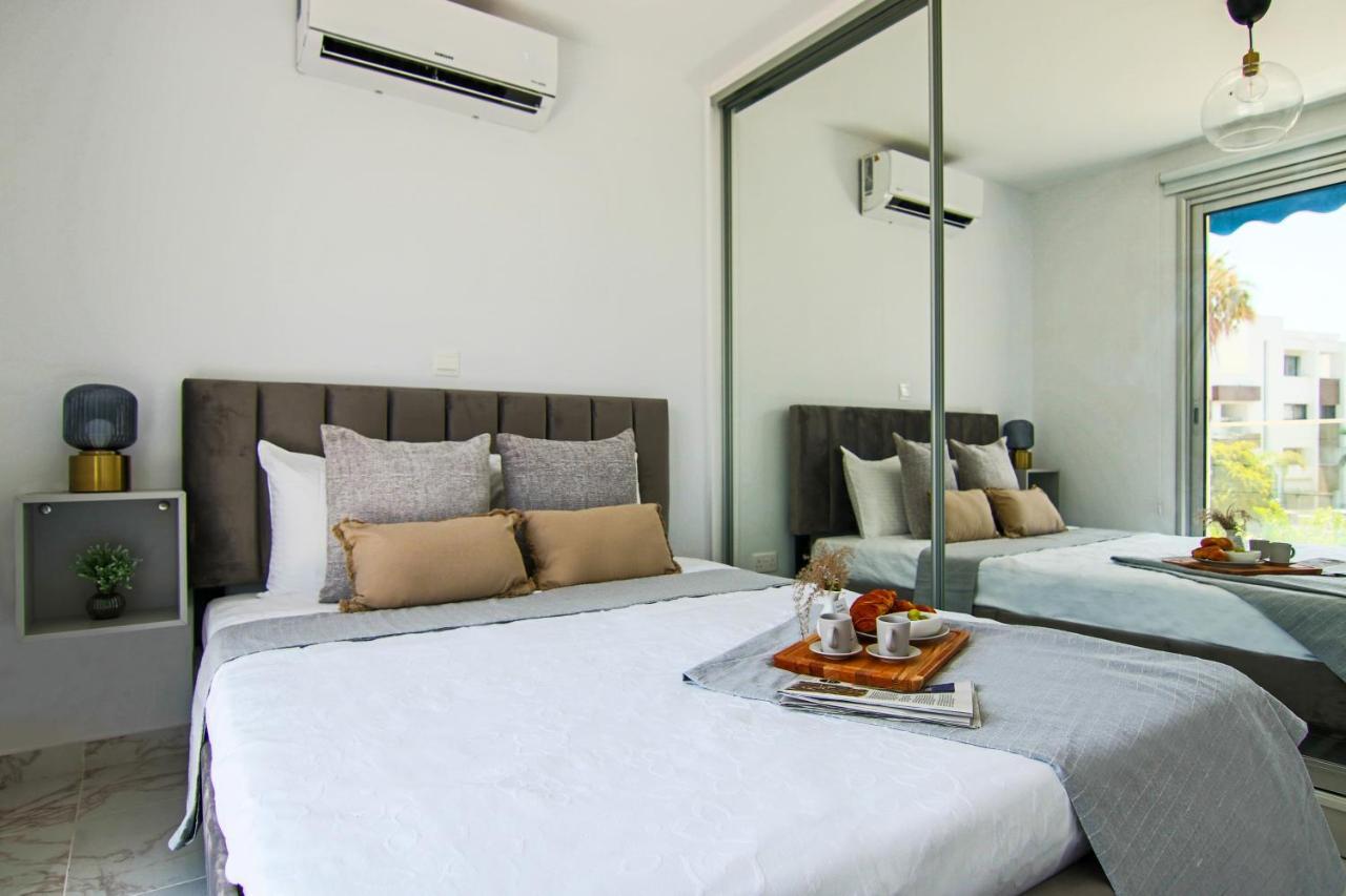 Апартаменты Phaedrus Living Seaside Luxury Flat Athina 21 Пафос Экстерьер фото