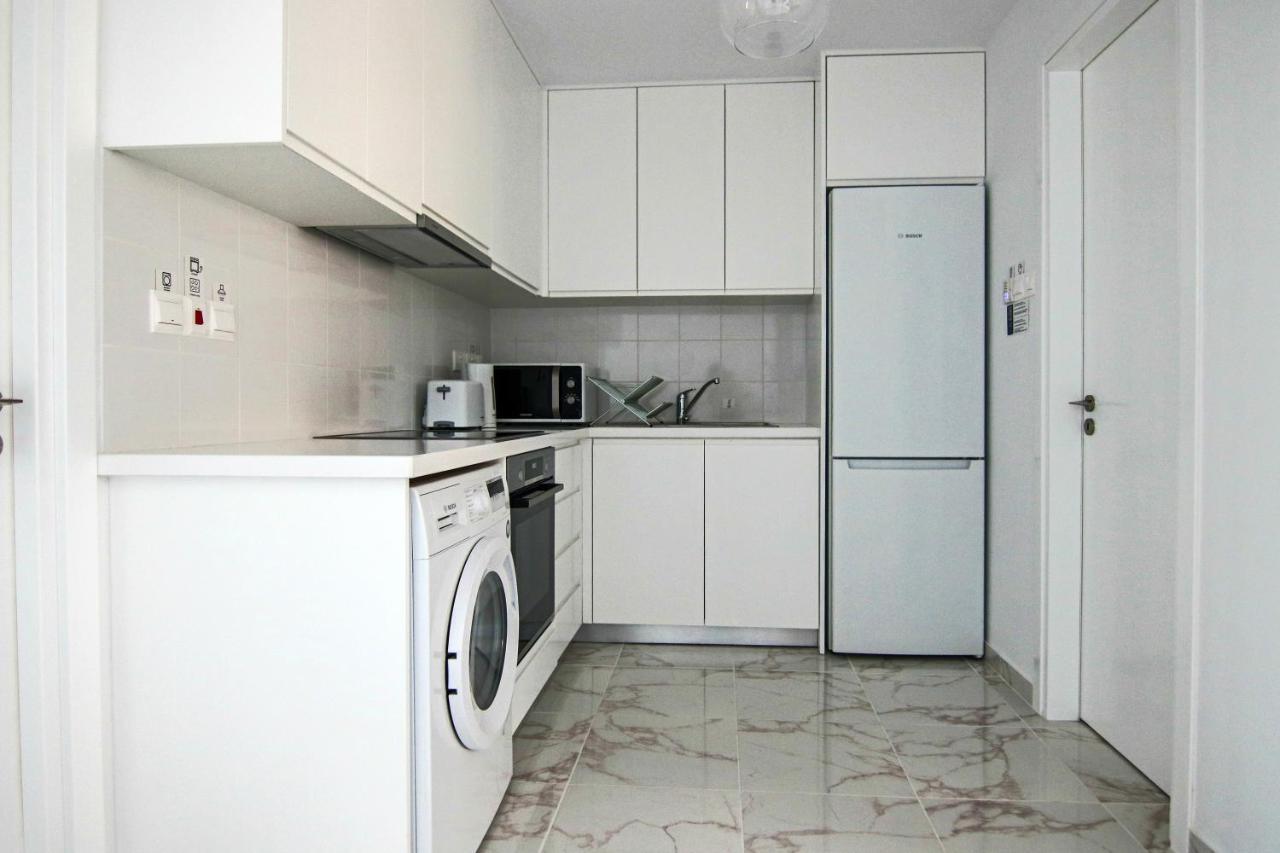 Апартаменты Phaedrus Living Seaside Luxury Flat Athina 21 Пафос Экстерьер фото